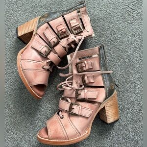 Freebird sandal boots, pretty blush and grey color. Very gently worn once
